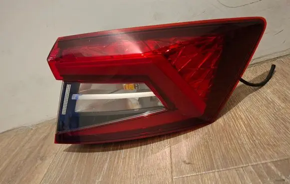 Skoda Karoq Rear/tail lights 57A945208