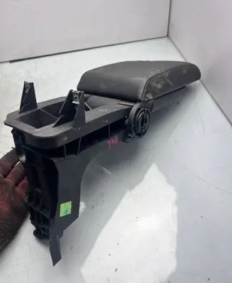 BMW 3 E46 Armrest 51168213678