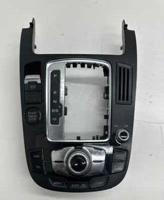 Audi A5 8T 8F Head unit multimedia control 8T0919611
