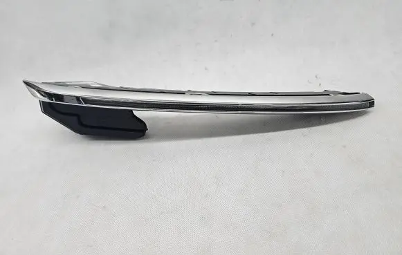 Volkswagen Touareg III Headlight/headlamp 761941056
