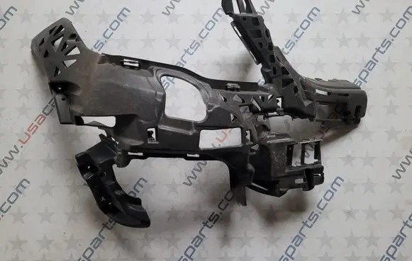Mercedes-Benz GLK (X204) Front bumper mounting bracket A2048855265