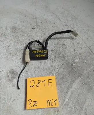Toyota Avensis T250 Sensor 9008088005