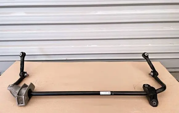 BMW 5 G30 G31 G38 Rear anti-roll bar/sway bar 6861458