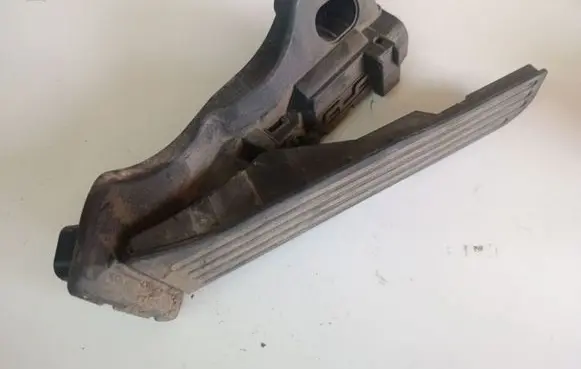 Audi A3 S3 8P Accelerator throttle pedal 1K1721503