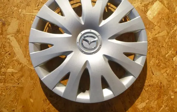 Mazda 6 R16 wheel hub/cap/trim GS1D37170