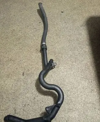 BMW 5 E39 Engine coolant pipe/hose 7780001