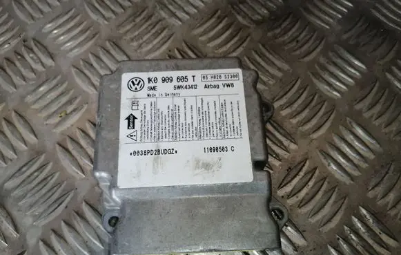 Volkswagen Golf V Airbag control unit/module 1K0909605T