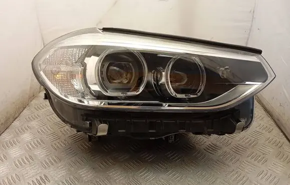 BMW X3 G01 Headlight/headlamp 8739650