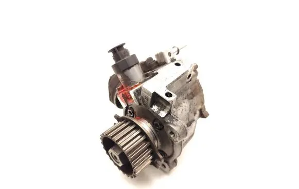 Ford Focus Fuel injection high pressure pump CV6Q9A543AA 0445010536