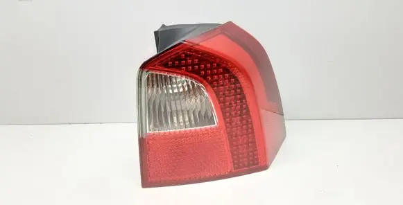 Volvo V70 Rear/tail lights 30698984