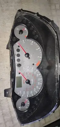 Ford Focus Speedometer (instrument cluster)