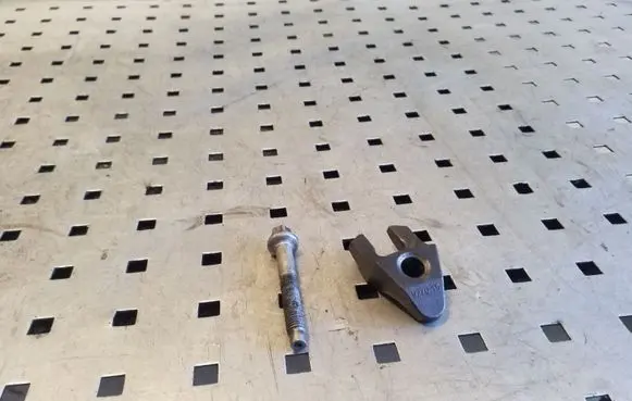 Fuel Injector clamp holder