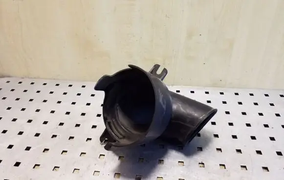 Opel Frontera B Air intake duct part