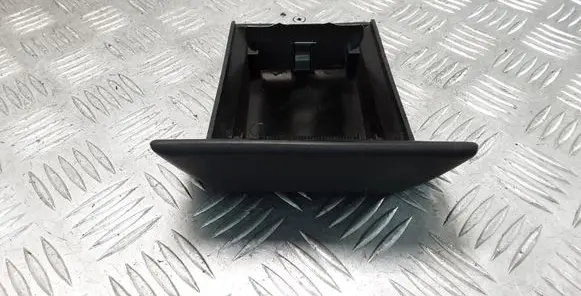 Car ashtray