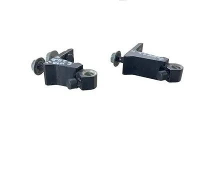 Audi Q3 F3 Rear door hinge set 8V0833404E