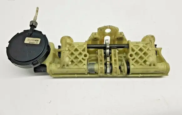 Mercedes-Benz E W210 Seat back rest lock catch 400294B