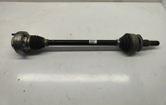 Chevrolet Camaro Rear driveshaft P84309453 TABLW1049D0279