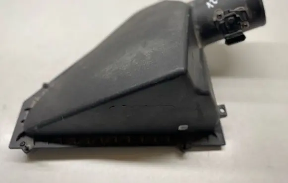 Chevrolet Camaro Air filter box cover 23262343