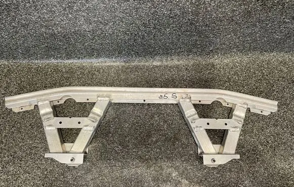 Porsche Macan (95C) Front bumper support beam 95C807617C