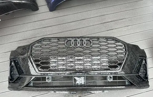 Audi Q3 F3 Front bumper 83a807437