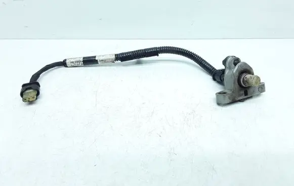 Volvo S60 Crankshaft position sensor 31441271