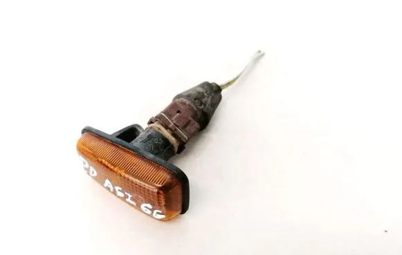 Lancia Zeta Front fender indicator light