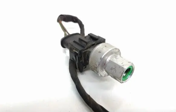 Volvo V60 Air conditioning (A/C) pressure sensor 977929 978147 978039