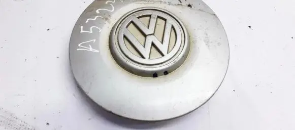 Volkswagen Golf III Original wheel cap 1H0601149B