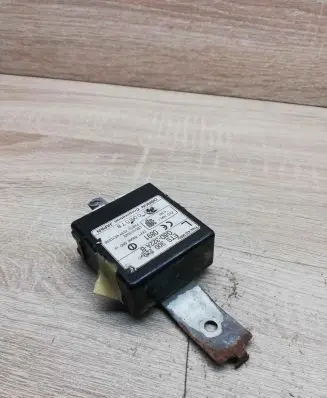Mazda Premacy Other control units/modules G8D322AB
