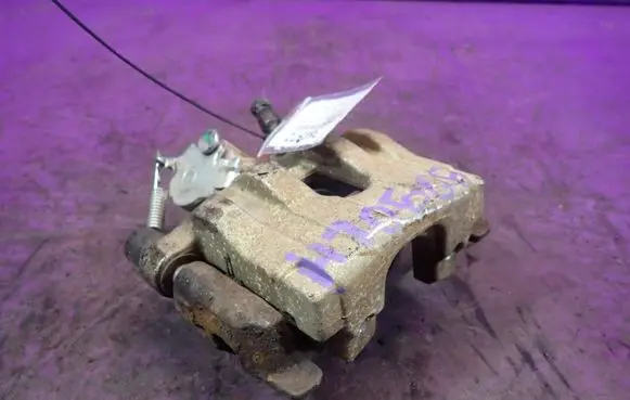 Opel Vectra C Rear brake caliper
