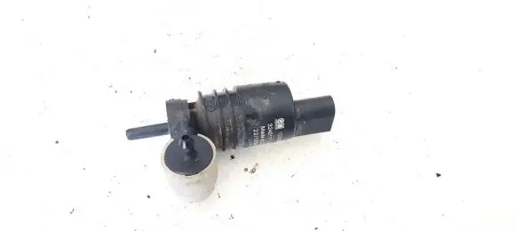 Opel Meriva B Windscreen/windshield washer pump 13250357 3240117