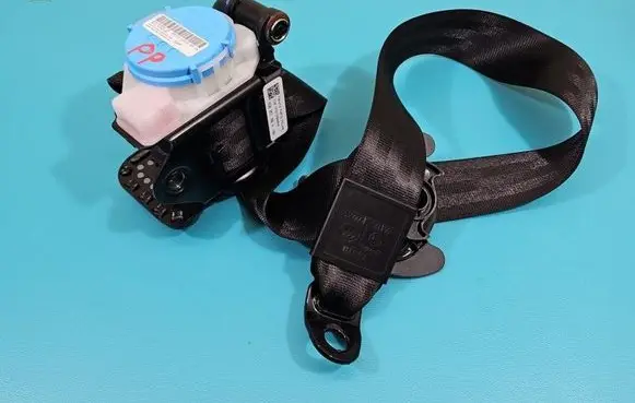 Audi Q3 8U Front seatbelt 8U0857706A IMPRK1480005