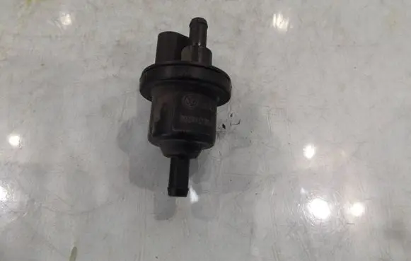 Seat Ibiza IV (6J,6P) Valve vacuum 6QE906517