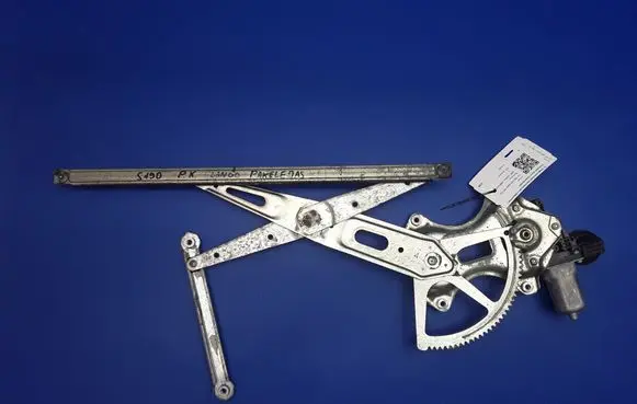 Lexus GS 300 350 430 450H Front door window regulator with motor 8572030330 0620402960