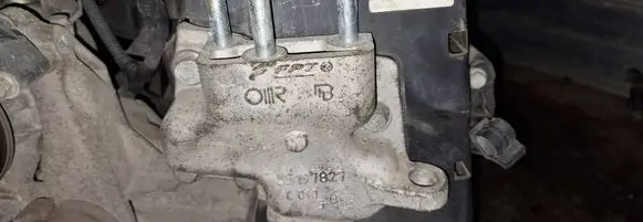 Ford Ka Engine mounting bracket 55197827