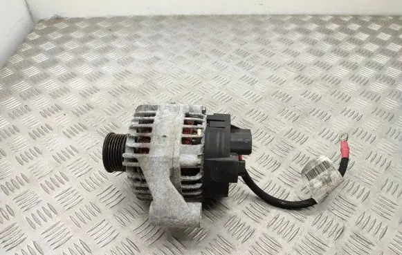 Fiat 500L Generator/alternator 51884351