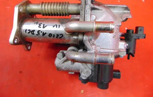Renault Clio IV EGR valve