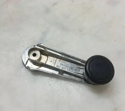 Volkswagen Transporter - Caravelle T4 Front door window winding handle 443837581D