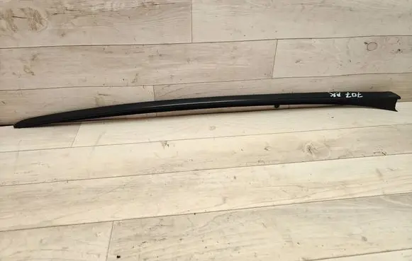 Audi Q5 SQ5 8R Windshield trim 8R0854327A