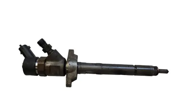 Peugeot 5008 Fuel injector 0445110239