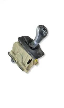 Mercedes-Benz C AMG W204 Gear shifter/selector A2042673724