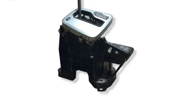 Volvo XC90 Gear shifter/selector P08689424