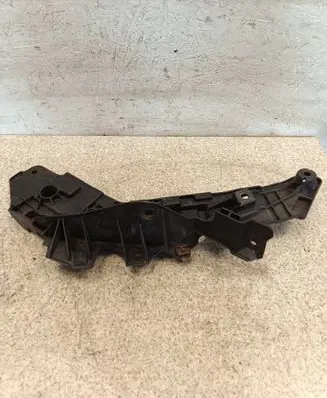 Headlight/headlamp mounting bracket