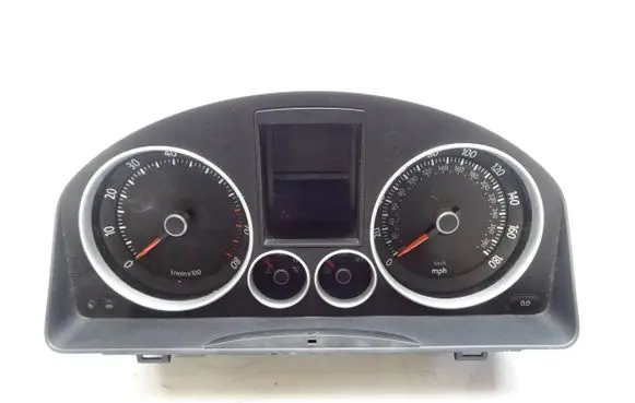 Volkswagen Golf V Speedometer (instrument cluster) 1K6920963 VWZ7Z0F8120095 V0003000