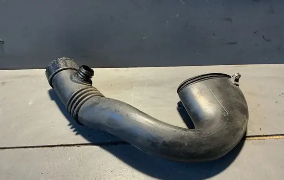 BMW 3 E46 Air intake hose/pipe 7786639