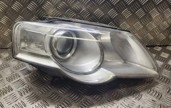 Volkswagen PASSAT B6 Headlight/headlamp 3C0941006S