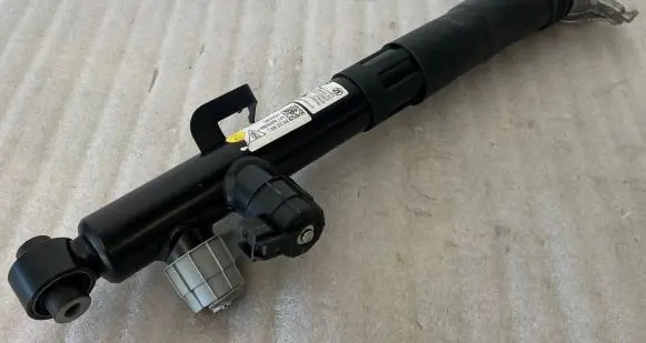 Porsche Cayenne (9Y0 9Y3) Rear shock absorber/damper 9Y0513028F