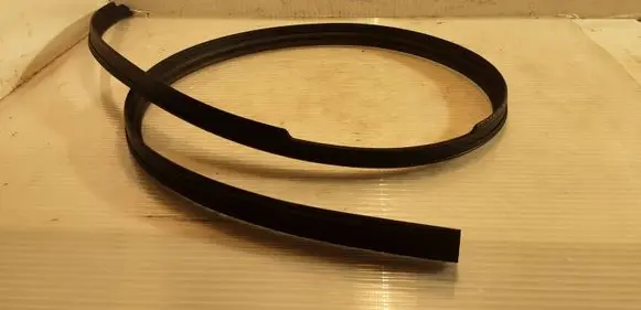Audi A7 S7 4G Front door rubber seal 4G8854543