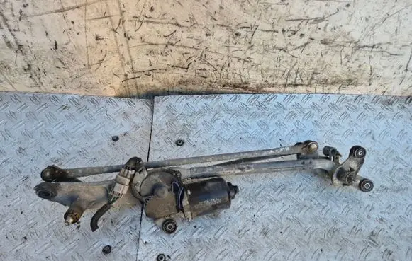 Lexus GS 300 350 430 450H Front wiper linkage and motor 8511030550