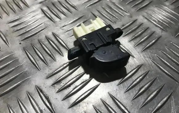 Mazda 6 Electric window control switch 3582x29 358-2x29